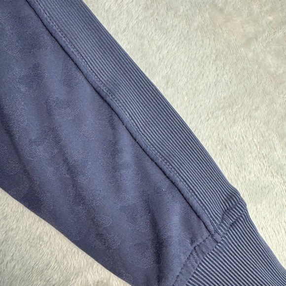 Athleta Women XXS Purple Tonal Leopard Print Zip Brooklyn Bomber Track Jacket - Picture 9 of 12